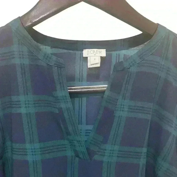 J. Crew Navy & Green Tartan Plaid Lightweight Long Sleeved Blouse Size Medium - Picture 2 of 10